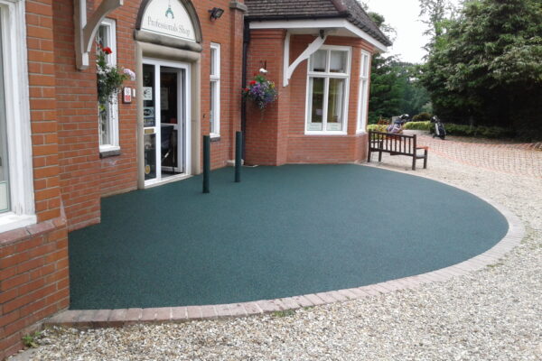 Kenwick-Golf-Club-Shop